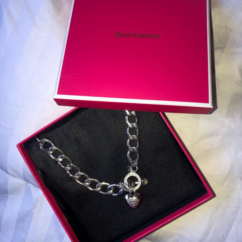 Juicy Couture necklace. USED